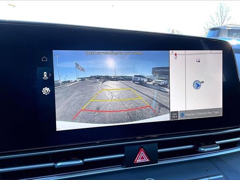 Used 2024 Hyundai Elantra SEL w/ Convenience Package image 21