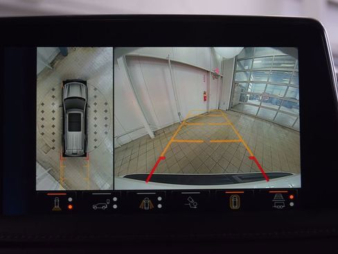 Used 2024 Chevrolet Suburban High Country w/ Advanced Technology Package image 54