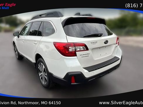 Used 2019 Subaru Outback 2.5i Limited AWD/4WD image 3