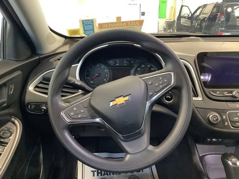 Used 2019 Chevrolet Malibu LS FWD image 7
