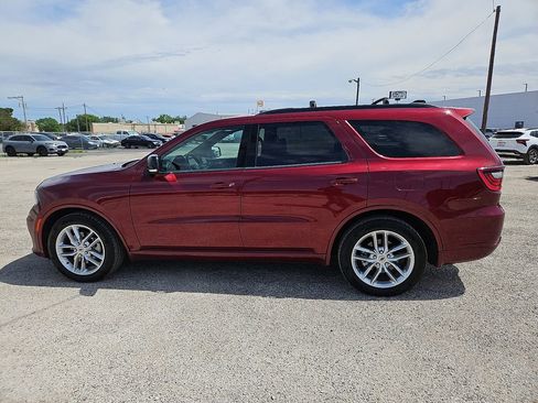 Used 2024 Dodge Durango GT RWD image 3