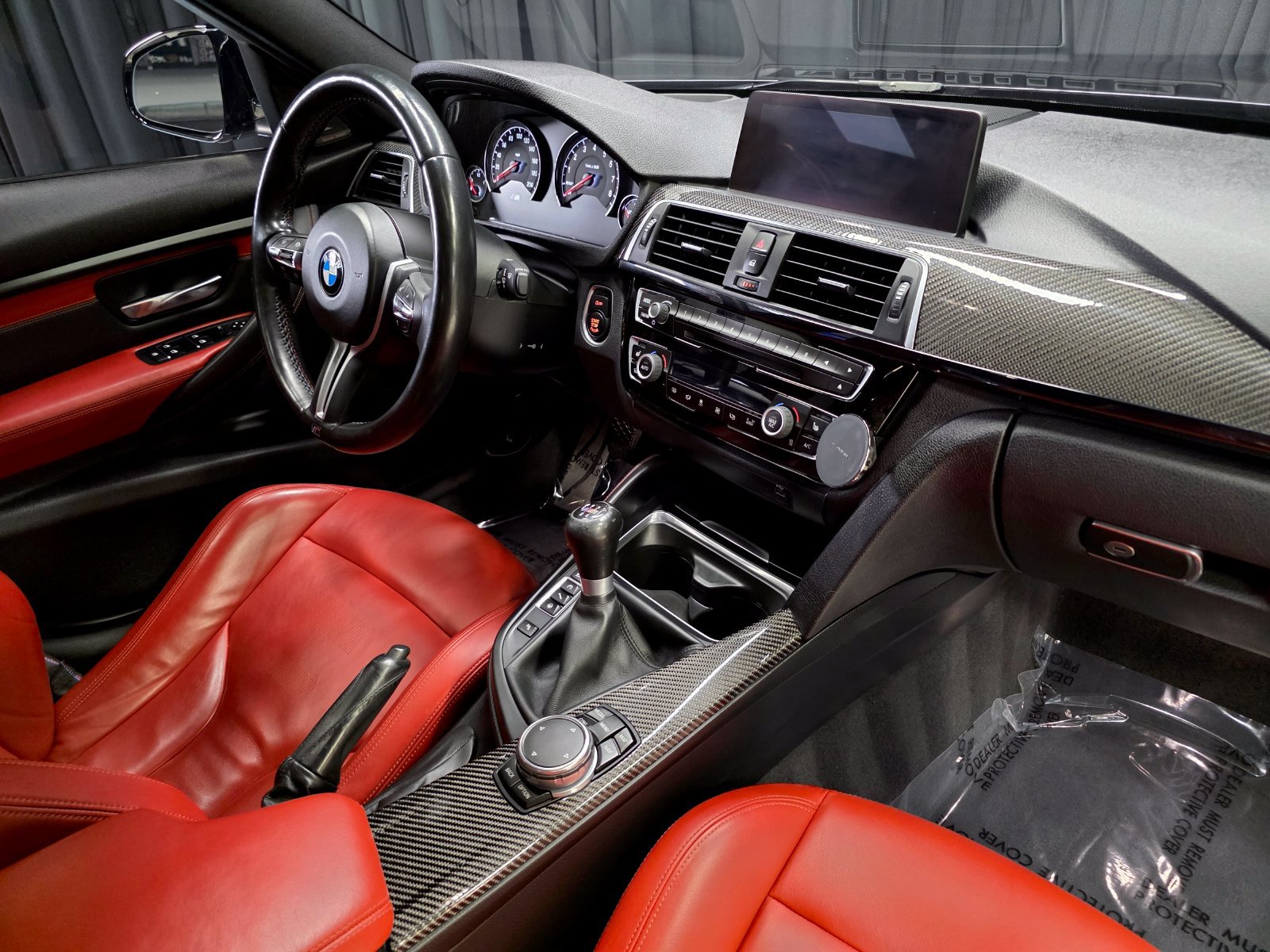 Used 2017 BMW M3 RWD image 40