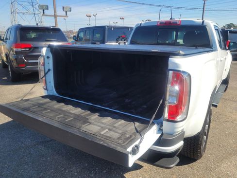 Used 2018 GMC Canyon All Terrain w/ Trailering Package image 20