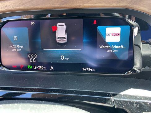 Used 2024 Volkswagen Atlas SE image 13