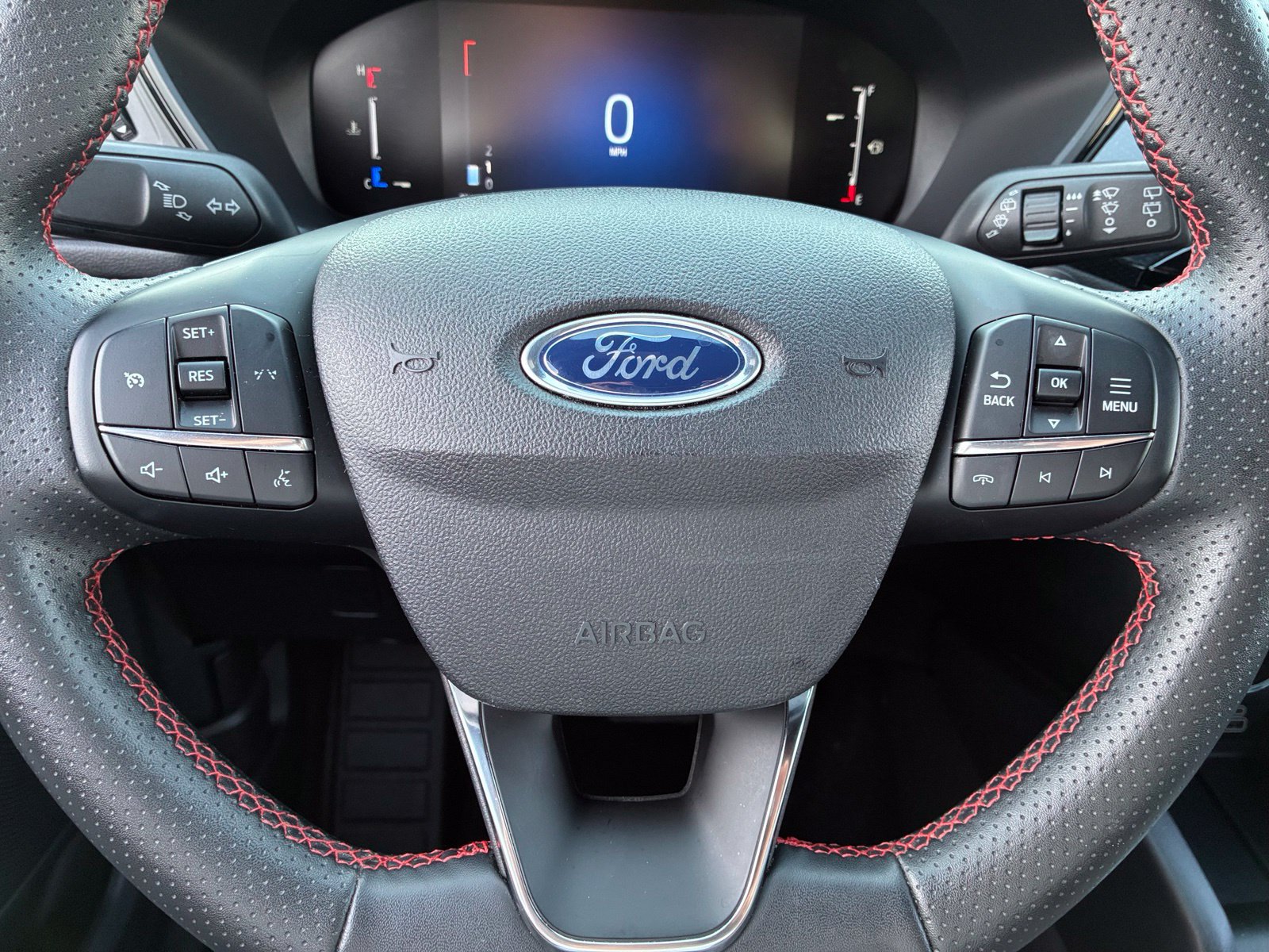 Used 2025 Ford Escape ST-Line AWD/4WD image 24