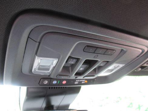 Used 2024 Chevrolet Silverado 3500 High Country w/ High Country Premium Package image 35