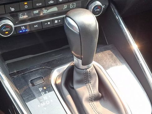 Used 2023 MAZDA CX-9 Touring Plus AWD/4WD image 15