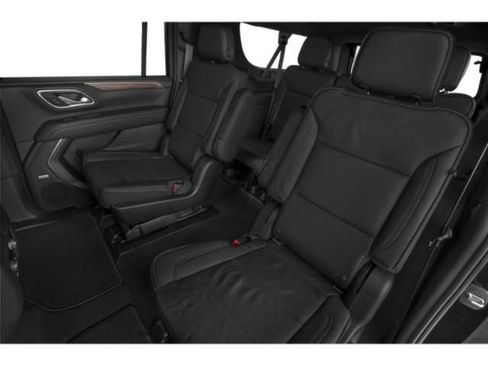 Used 2024 Chevrolet Suburban High Country AWD/4WD image 14