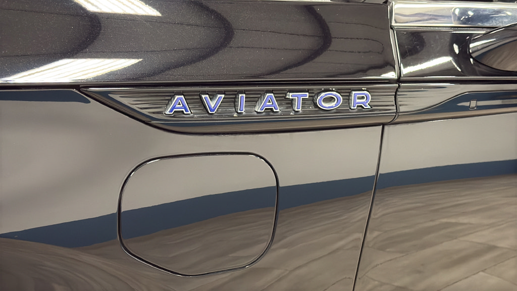 Used 2023 Lincoln Aviator Grand Touring w/ Equipment Group 301A AWD/4WD image 44