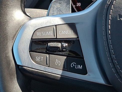 Used 2020 BMW X6 xDrive40i w/ Executive Package image 24