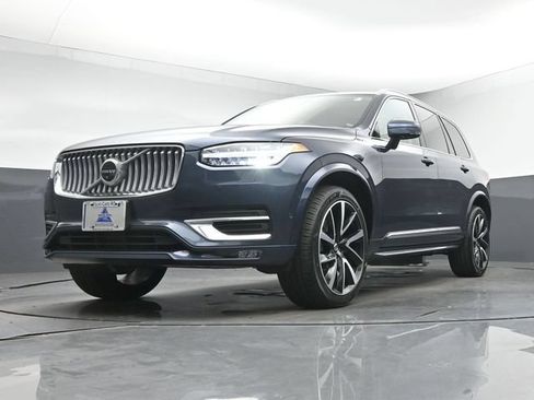 Used 2023 Volvo XC90 B6 Plus w/ Protection Package AWD/4WD image 39