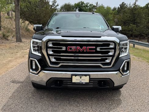 Used 2021 GMC Sierra 1500 SLT AWD/4WD image 2