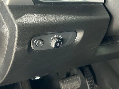 Used 2023 Chevrolet Traverse LT w/ LPO, Floor Liner Package image 42