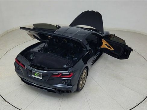 Used 2024 Chevrolet Corvette Stingray w/ Stealth Interior Trim Package image 77