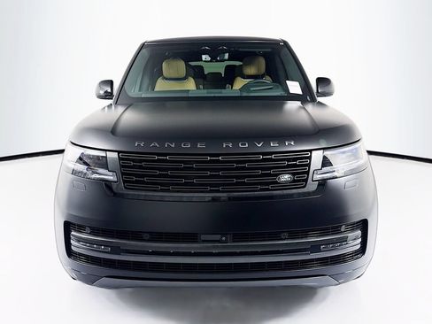 New 2026 Land Rover Range Rover Long Wheelbase SE AWD/4WD image 2