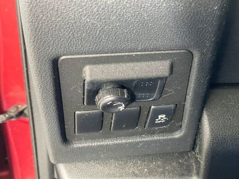 Used 2011 Nissan Rogue S image 10