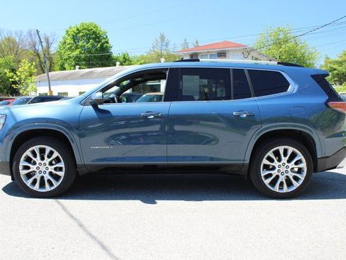 Used 2024 GMC Acadia Denali w/ Super Cruise Package AWD/4WD image 2