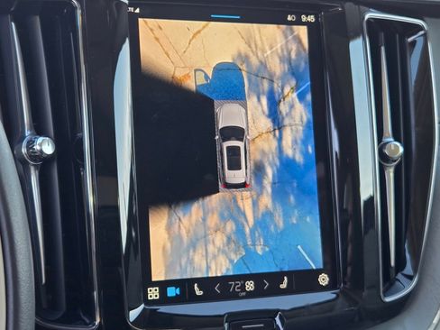 Certified 2025 Volvo XC60 T8 Ultra w/ Protection Package Premier image 16