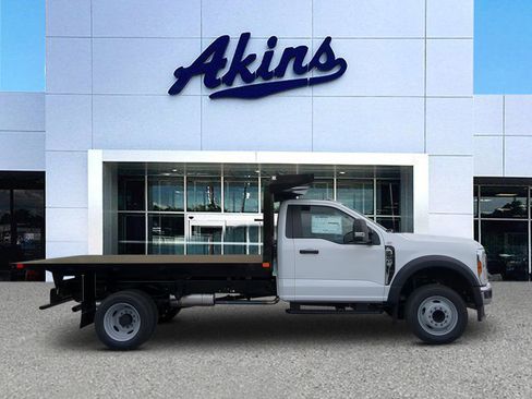 New 2025 Ford F550 2WD Regular Cab Super Duty w/ XL Chrome Package image 1