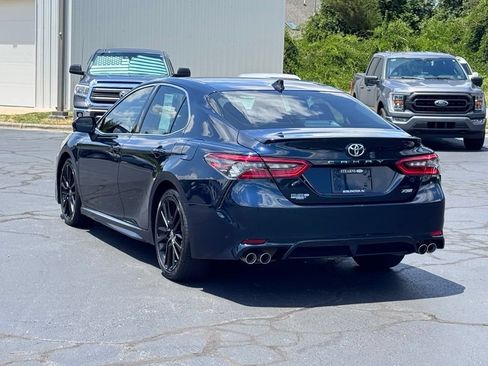 Used 2021 Toyota Camry XSE w/ Navigation Package FWD image 17