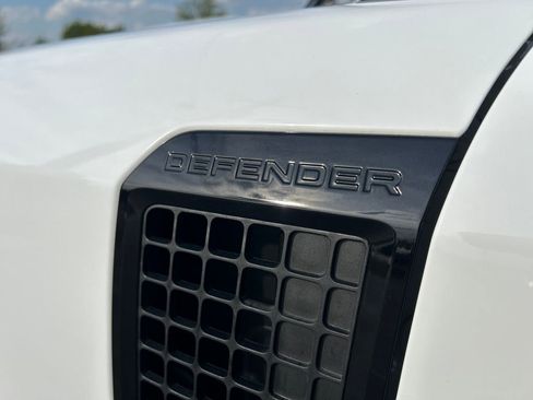 Used 2025 Land Rover Defender 110 S AWD/4WD image 11