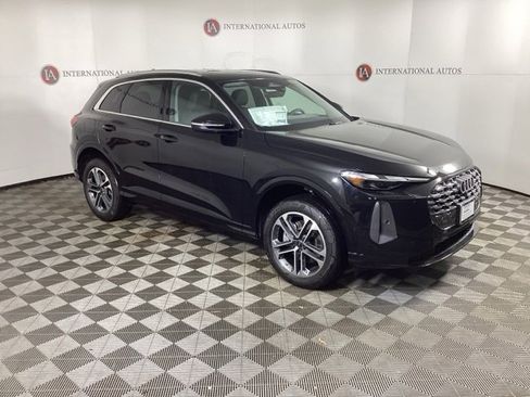 New 2025 Audi Q5 Premium image 3