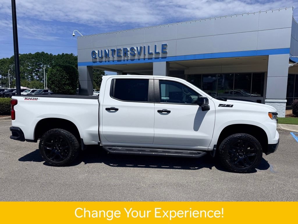 Used 2024 Chevrolet Silverado 1500 LT Trail Boss w/ LT Trail Boss Premium Package AWD/4WD image 4