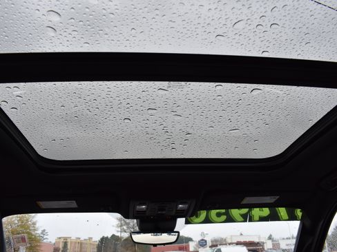 Used 2024 Chevrolet Tahoe High Country w/ Premium Package image 29