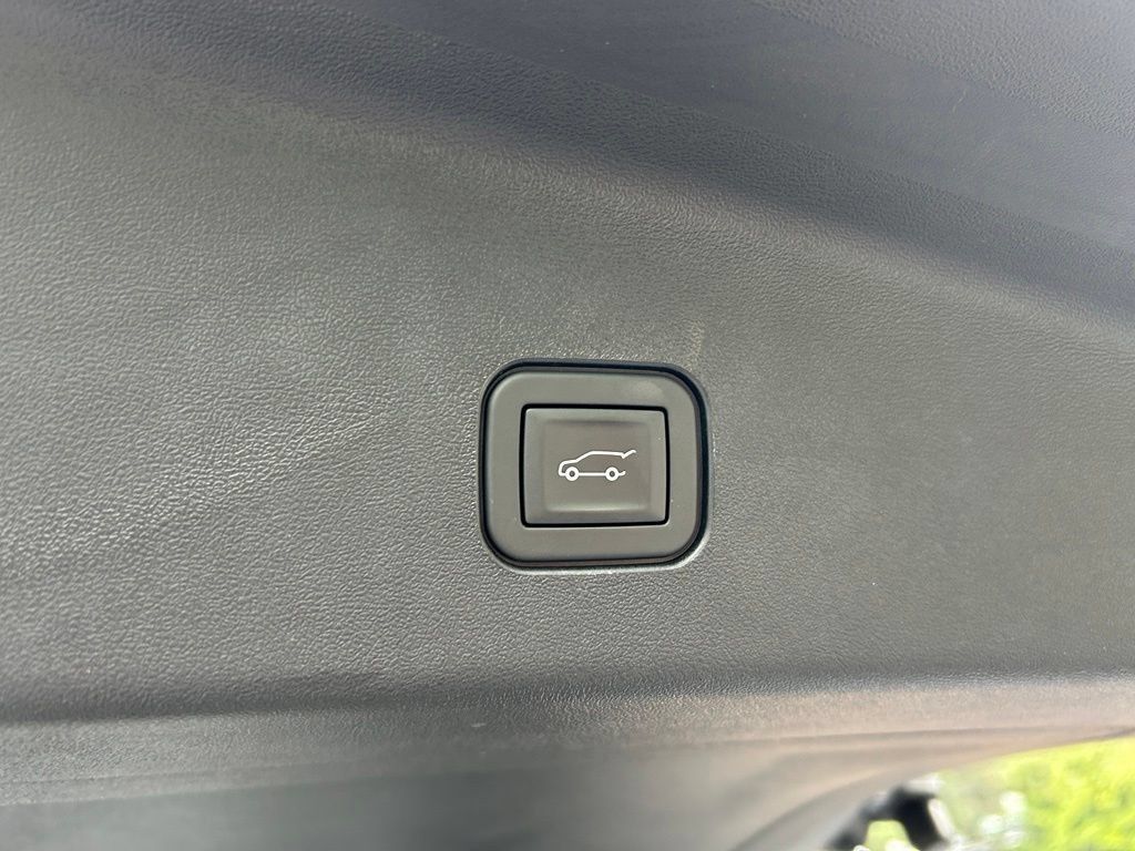 Used 2026 Cadillac Vistiq Sport AWD/4WD image 49