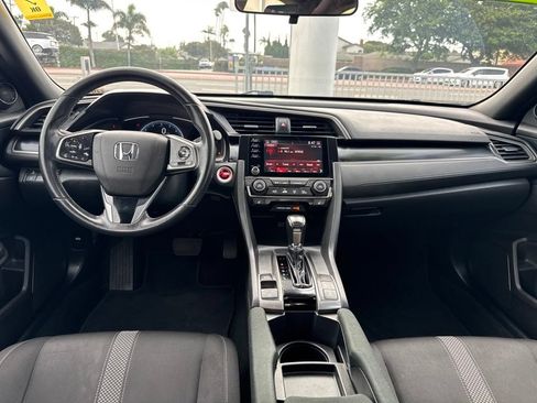 Used 2020 Honda Civic EX image 10