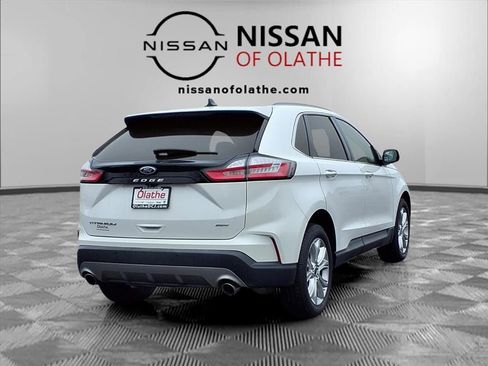 Used 2022 Ford Edge Titanium image 30