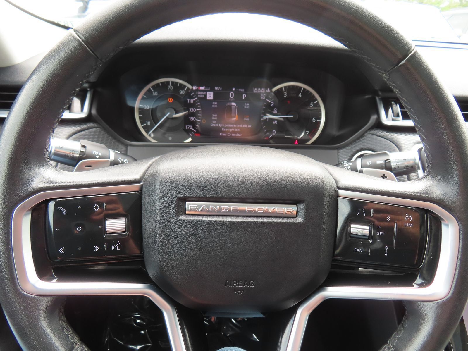 Used 2023 Land Rover Range Rover Velar S AWD/4WD image 16