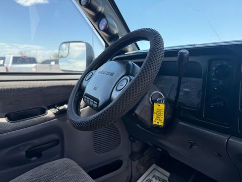 Used 1997 Dodge Ram 3500 Truck 4x4 Club Cab image 17