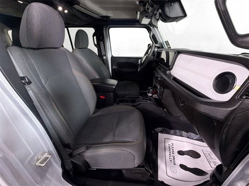 Used 2024 Jeep Wrangler Willys image 27