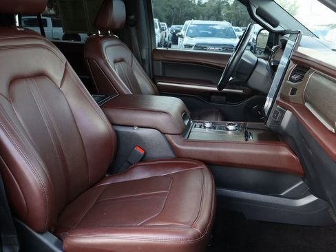Used 2022 Ford Expedition Limited AWD/4WD image 33