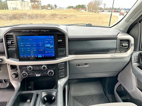Used 2021 Ford F150 XLT w/ Equipment Group 302A High image 20