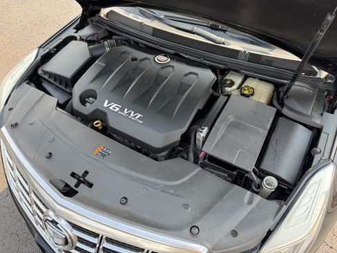 Used 2013 Cadillac XTS Luxury FWD image 22