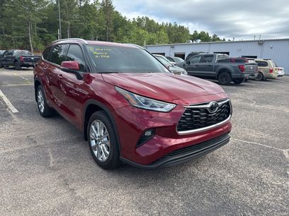 Used 2025 Toyota Highlander Limited