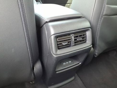 Used 2024 Honda CR-V EX-L image 9