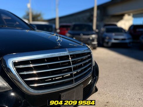 Used 2017 Mercedes-Benz S 550 Sedan image 16