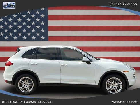 Used 2014 Porsche Cayenne AWD/4WD image 9