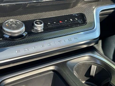 New 2026 Ford Expedition Platinum AWD/4WD image 32