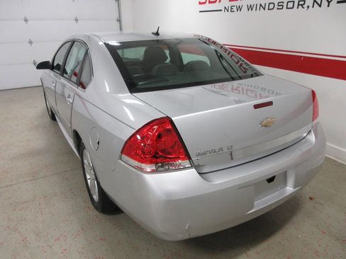 Used 2010 Chevrolet Impala LT image 12