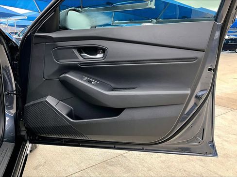 Used 2025 Honda Accord EX-L image 23