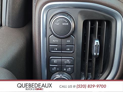 Used 2021 Chevrolet Silverado 1500 RST w/ Convenience Package II AWD/4WD image 27