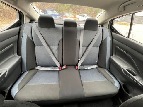 Used 2025 Nissan Versa SV image 36