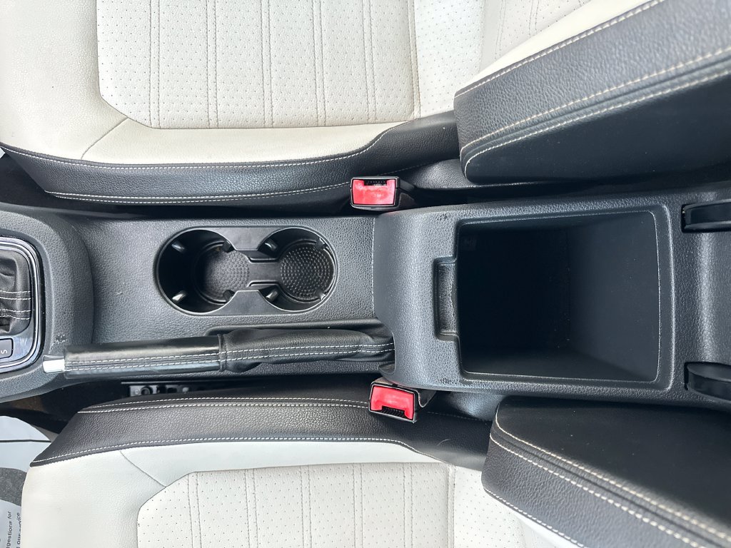 Used 2016 Volkswagen Jetta Sport FWD image 36