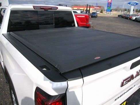 Used 2022 GMC Sierra 1500 Denali w/ Technology Package image 32