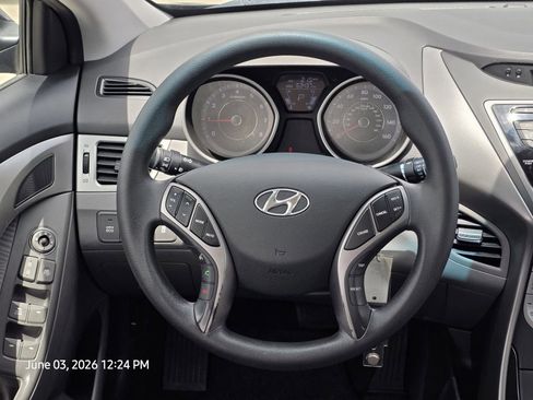 Used 2013 Hyundai Elantra GLS w/ Preferred Pkg FWD image 26