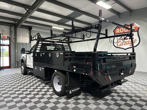 New 2023 Ford F550 4x4 Regular Cab Super Duty image 3